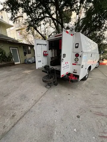 Magnet Plumbing service vehicle on-site for Water Heater Repair in San Francisco